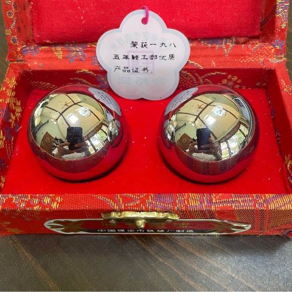 Therapy Stress Relief Hand Balls Set of 2 - Picture 3 of 8